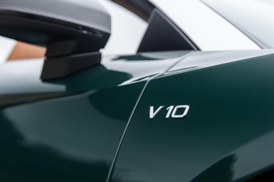 Детали экстерьера Audi R8 Spyder V10 Plus 2017 года  (UK) (фото 24 из 40)